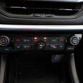 Foto inzerátu Jeep Compass 1.5 Turbo e-Hybrid