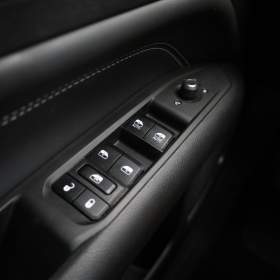 Foto inzerátu Jeep Compass 1.5 Turbo e-Hybrid