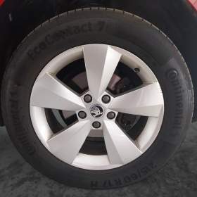 Foto inzerátu Skoda Karoq 1.5 TSI