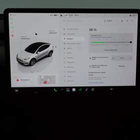 Tesla Model Y Long Range AWD 79kWh / 19932763