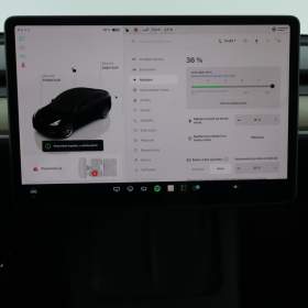 Foto inzerátu Tesla Model Y Long Range AWD 79kWh