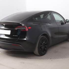 Foto inzerátu Tesla Model Y Long Range AWD 79kWh