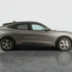 Foto inzerátu Ford Mustang Mach-E Standard Range RWD