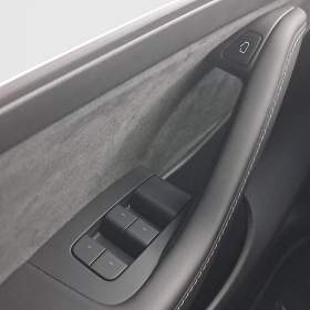 Foto inzerátu Tesla Model Y Long Range AWD 79kWh