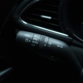 Foto inzerátu Mazda 3 e-Skyactiv G140