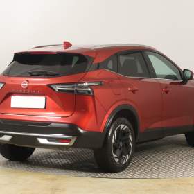 Foto inzerátu Nissan Qashqai 1.3 DIG-T MHEV