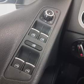 Foto inzerátu VW Tiguan 2.0 TSI