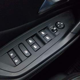 Foto inzerátu Peugeot 308 1.2 PureTech