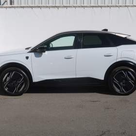 Foto inzerátu Peugeot e-3008 73 kWh
