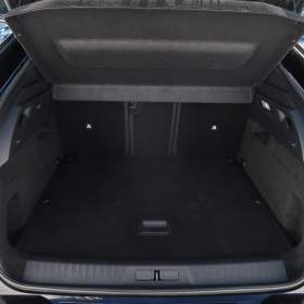 Foto inzerátu Peugeot e-3008 73 kWh