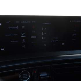 Foto inzerátu Peugeot e-3008 73 kWh