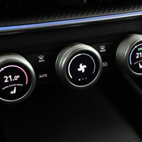 Foto inzerátu Skoda Superb 2.0 TDI