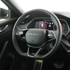 Foto inzerátu Skoda Octavia 1.5 eTSI mHEV