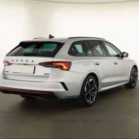 Foto inzerátu Skoda Octavia RS 2.0 TSI