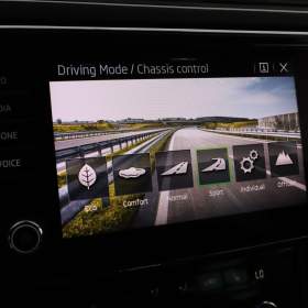 Foto inzerátu Skoda Superb 2.0 TDI