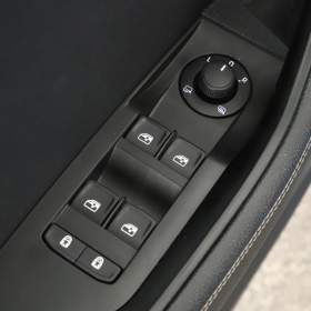 Foto inzerátu Skoda Superb 2.0 TDI