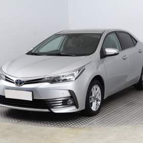 Foto inzerátu Toyota Corolla 1.6 Valvematic
