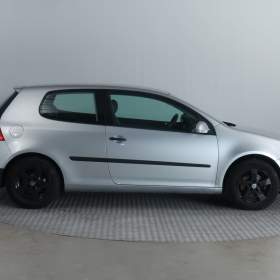 Foto inzerátu VW Golf 1.6 FSI