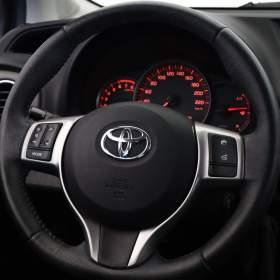 Foto inzerátu Toyota Yaris 1.33 Dual VVT-i