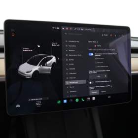 Foto inzerátu Tesla Model Y Long Range AWD 75kWh