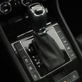Foto inzerátu Skoda Superb 2.0 TDI