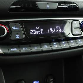 Foto inzerátu Hyundai i30 Fastback 1.5 T-GDI MHEV