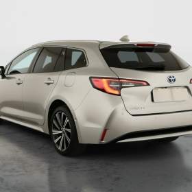 Foto inzerátu Toyota Corolla 1.8 Hybrid