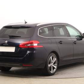 Foto inzerátu Peugeot 308 1.2 e-THP