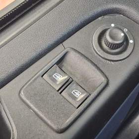 Foto inzerátu Opel Vivaro 1.6 BiCDTI