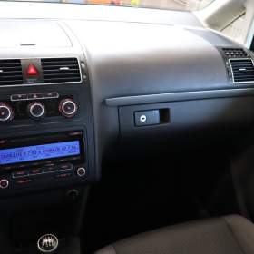 Foto inzerátu VW Touran 1.6 TDI