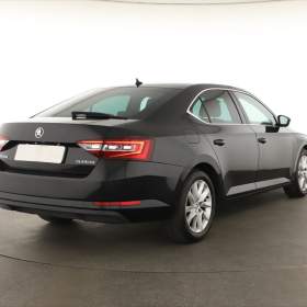 Foto inzerátu Skoda Superb 1.6 TDI