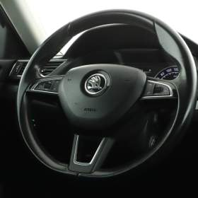 Foto inzerátu Skoda Superb 1.6 TDI