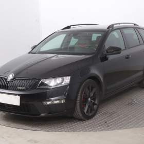 Foto inzerátu Skoda Octavia RS 2.0 TSI