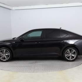 Foto inzerátu Skoda Superb 2.0 TSI