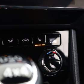 Foto inzerátu Skoda Superb 2.0 TSI
