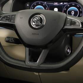 Foto inzerátu Skoda Karoq 1.5 TSI