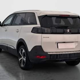 Foto inzerátu Peugeot 5008 1.5 BlueHDi