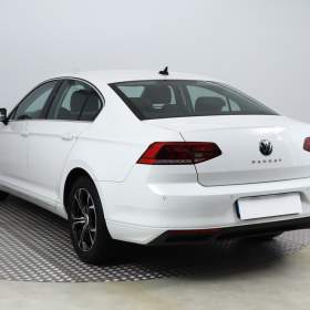 Foto inzerátu VW Passat 1.5 TSI