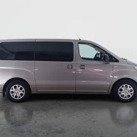 Foto inzerátu Hyundai H-1 Tour 2.5 CRDi