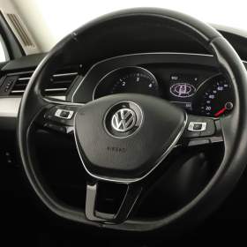 Foto inzerátu VW Passat 2.0 TDI