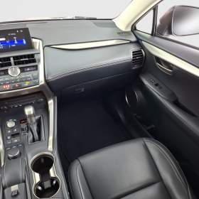 Foto inzerátu Lexus NX 300h