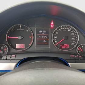 Foto inzerátu Audi A4 2.0 TDI