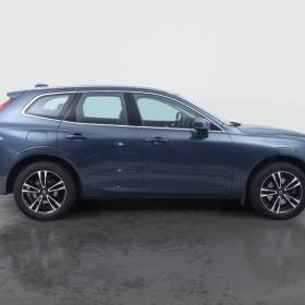 Foto inzerátu Volvo XC60 B4 AWD