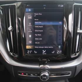 Foto inzerátu Volvo XC60 B4 AWD