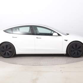 Foto inzerátu Tesla Model 3 Standard Range LFP