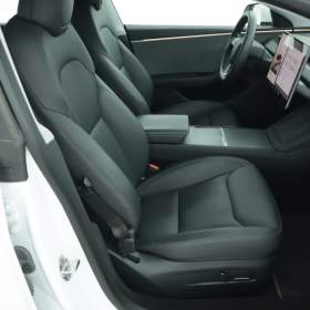 Foto inzerátu Tesla Model 3 Standard Range LFP
