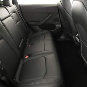 Foto inzerátu Tesla Model Y RWD LFP 60kWh