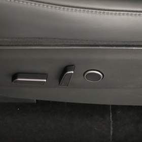 Foto inzerátu Tesla Model Y RWD LFP 60kWh