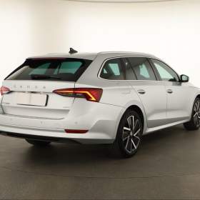 Foto inzerátu Skoda Octavia 2.0 TSI