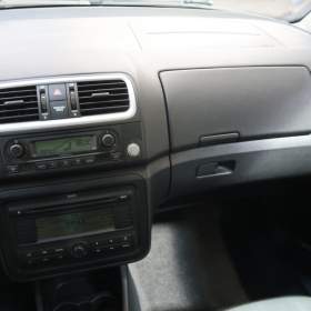 Foto inzerátu Skoda Roomster 1.6 16V